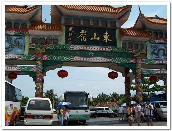 东山岭大门