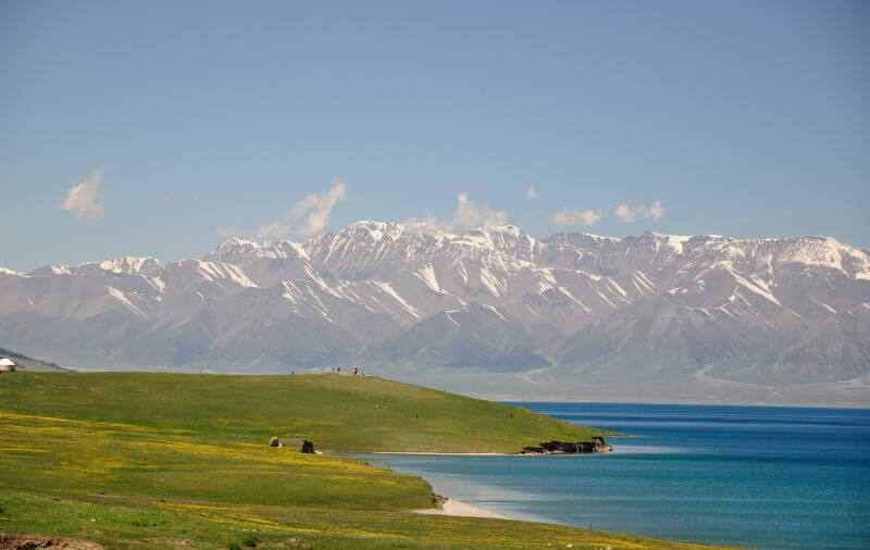 湖光山色