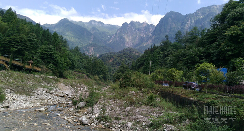 牛池山